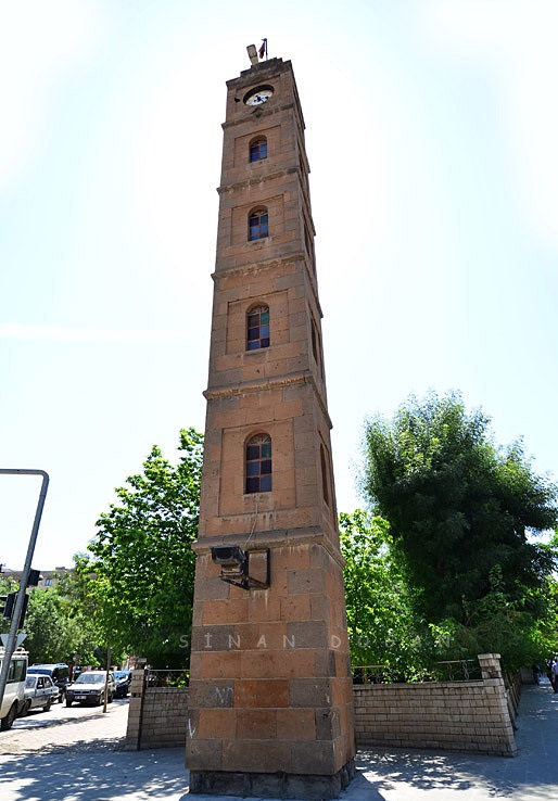 Saat Kulesi - Siirt site yönetimi görseli